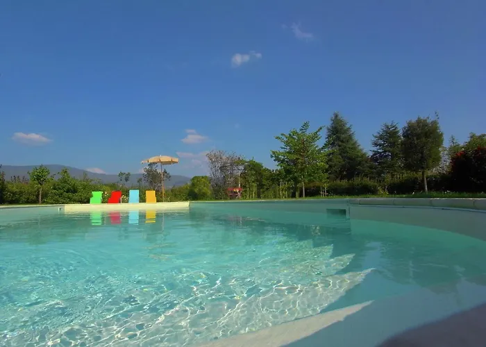 In With Private Pool Вилла Кортона