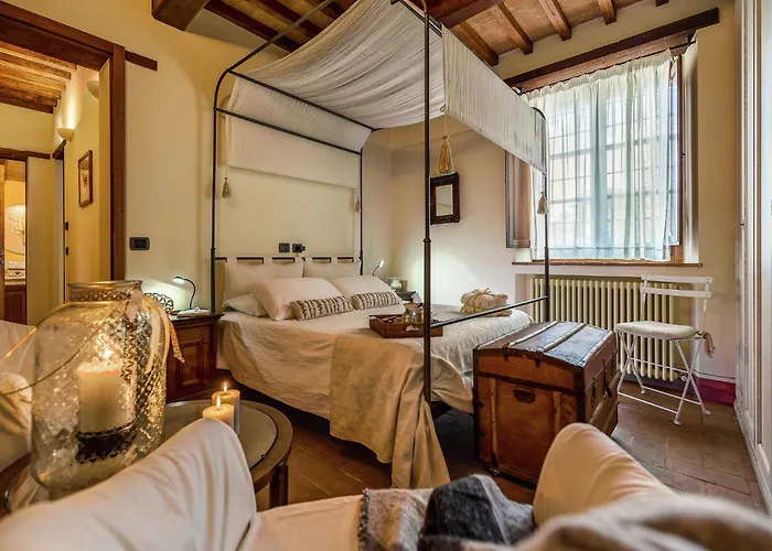 In With Private Pool Вилла Кортона